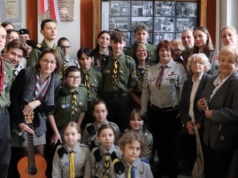 Tablica dla pionierów. W Przemysłówce upamiętniono narodziny harcerstwa na Podbeskidziu