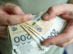 Lista najlepiej płatnych zawodów w 2026 roku. Zarabiają nawet 27 tys. zł miesięcznie