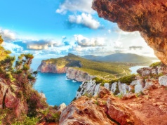 Relaks na Sardynii za 602 PLN 🌤️🏖️ Loty z Warszawy i 3 noce w hotelu blisko plaży 💚🤍❤️