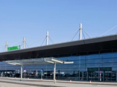 Ewakuacja na lotnisku w Pyrzowicach. Pasażer zapomniał walizki, a gdy wrócił dostał mandat