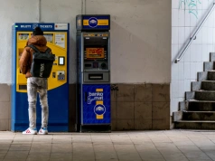 Niższa pensja bez podwyżki brutto. Młodzi boleśnie odczują zmiany w 2026 roku