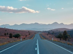 W tych miejscach znajdują się najdłuższe autostrady świata. Niektóre z nich są legendarne