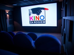 Od zapachu napalmu o poranku aż po Beksińskich. Wielkie kino już dziś w Kinie za Rogiem Café