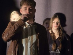 Tradycja spotyka nowoczesność. Dzień Patrona w piotrkowskim IV LO