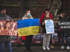 Manifestacja poparcia dla Ukrainy  w legnickim Rynku w rocznicę rosyjskiej agresji