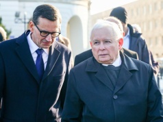 Jednowładztwo prezesa zagrożone. "Widać, że w PiS pojawił się problem"