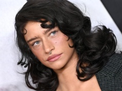 Kolczyki w „trójkącie śmierci” podbijają 2026. Modny piercing czy igranie z ryzykiem?