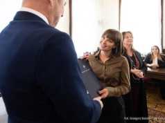 Setki tysięcy złotych dla mieszkańców Rzeszowa. Głównie na wsparcie psychologiczne i profilaktykę uzależnień