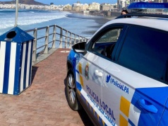 Napadł na turystę wycieraczką. Policja bez paralizatorów