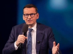 „Konglomerat środowisk połączony jednym celem”. Morawiecki o ostatnich tygodniach rządu