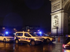Kilka zgłoszeń o bombie jednocześnie. Wieczorna seria alarmów w Paryżu