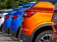 Policzyli, ile aut z Chin jeździ po Polsce. Raport pokazuje też inną, ważniejszą statystykę