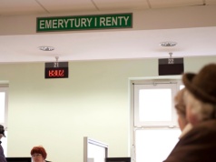 Kiedy przejść na emeryturę? Ten miesiąc jest najbardziej opłacalny