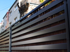 Sąsiad chce zwrotu pieniędzy za płot? Ważne są dwie kwestie