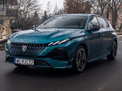 Peugeot 308 Hybrid po liftingu ma nowy, świetny napęd. Zapomnij o 1.2 Puretech