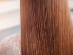 Tę odżywkę bez spłukiwania robię z 2 składników. Włosy są po niej jak tafla