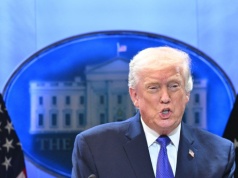 Donald Trump się mści. Globalne cła odpowiedzią na decyzję sądu