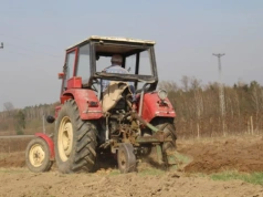 Dopłata 70% dla rolników już ruszyła. Problem? Oferta bardzo ograniczona