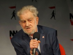 Kuriozalna ocena sądu. Andrzej Gwiazda to tylko "komentator"