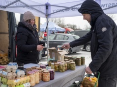 Świeżo, zdrowo i lokalnie. Bazarek na Bronowickiej zaprasza