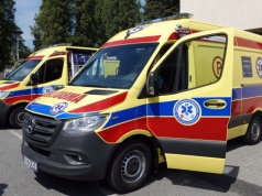 Nie będzie przeprowadzki pogotowia. Karetki zostają na Śniadeckich, ale problem korków wciąż wisi nad miastem