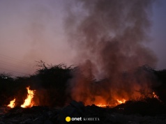 Dramat w Indiach. Kobieta i niemowlę spaleni żywcem za rzekome czary