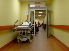 Szpitalom brakuje 8 mld zł. Dokładnie tyle wydano na Ukraińców