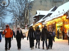Nie Bałtyk i nie Zakopane. To tam Polacy pojechali na ferie, wcale nie jest taniej
