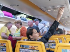Była stewardesa radzi, których miejsc unikać w Ryanairze. I w Boeingach 737 MAX