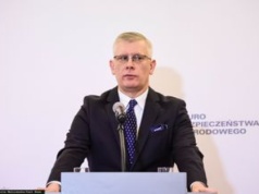 Generał chwalił SAFE. Cenckiewicz krytykuje rząd