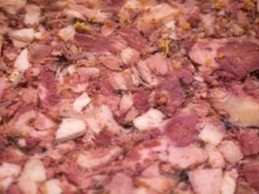 Na tej wędlinie wychowały się pokolenia Francuzów. Na samą myśl, z czego jest zrobiona cierpnie skóra