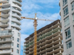 Nadpodaż mieszkań to iluzja? Analitycy zapowiadają nagły zwrot