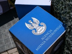 Przedziwny przetarg w państwowej spółce. Dymisja prezesa AMW "Kwatera"