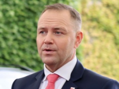 Nawrocki może zablokować miliardy z SAFE. Niemcy dostrzegają jeden powód