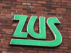 1500 zł miesięcznie na dziecko. Oto warunki ZUS