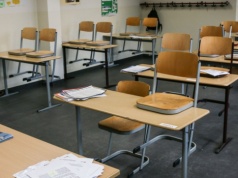 W niemieckich szkołach prawie nie uczą polskiego. Łatwo obalić główny argument