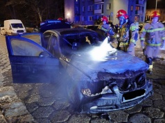 Z ostatniej chwili: Pożar samochodu. Pojazd zapalił się w trakcie jazdy – foto