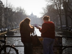 Wrócili z emigracji do Polski. Adrian mówi o ciemnych stronach życia w Holandii