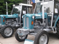 Zabytkowe Landini? Nie, to nowe ciągniki Rakovica z serbskiej fabryki traktorów