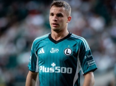 Kibice go nie chcą. Teraz uratował Legię