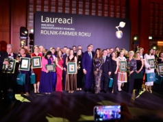 Złote Jabłka dla liderów polskiej wsi. Rolnicy pokazali siłę nowoczesnego rolnictwa