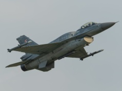 Polskie i sojusznicze lotnictwo w gotowości. Działania prewencyjne w przestrzeni powietrznej RP