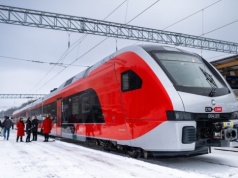 Pierwszy bateryjny Flirt dla LTG Link zaprezentowany