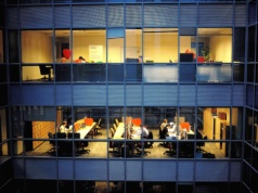 Zniknęło niemal 10 tys. etatów. Rynek pracy nie widział czegoś takiego od dekad