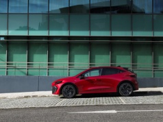 Nowe Renault Clio to cyfrowa rewolucja w klasie B – czy smartfon na kołach zastąpi nam klasyczną motoryzację?