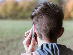 Dzwoni telefon? Gdy padną takie słowa, lepiej się rozłącz