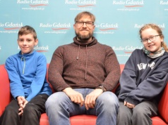 Kto zgasił światło? Realizator oświetlenia w audycji „Twórcze Dzieciaki Rządzą”