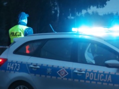 Policja nad ranem przekazała tragiczne wieści. Nie żyją dwie osoby