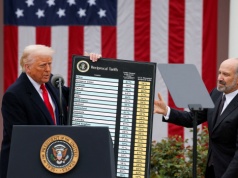 Bogusław Chrabota: Światowy chaos z cłami Trumpa