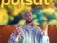 Muzyczny mistrz z Torunia na kanapie "halo tu Polsat!"